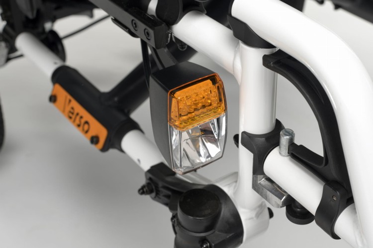 Verso - Detail front light.jpg