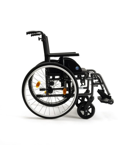 D200-C - Bi5 - C86 - side view.jpg