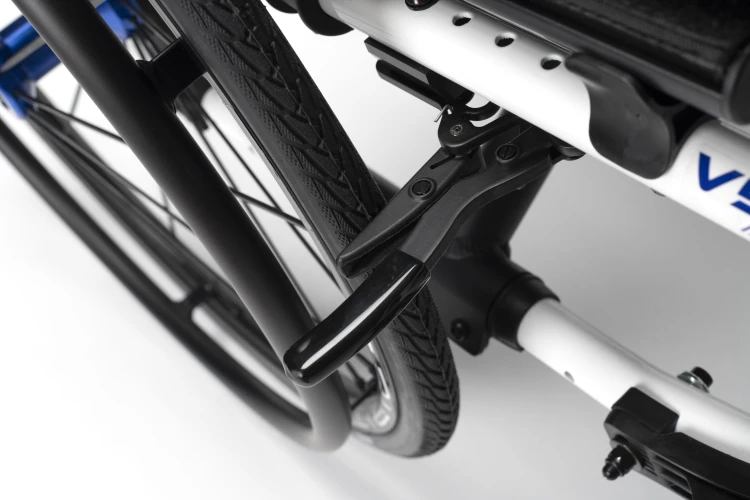 V500 Active C76 - Detail brake.jpg